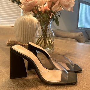SCHUTZ Lizah Vinyl Transparent Black Heel